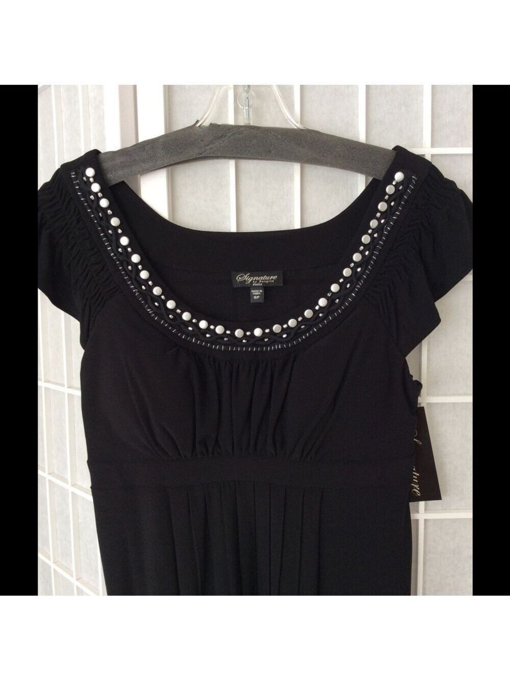SIGNATURE by Sangria little black dress - Picture 2 of 6